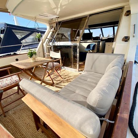 Отель Panaby Houseboat Палермо Экстерьер фото